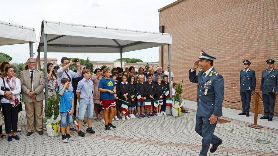 La Guardia di finanza nella nuova sede in via Landi