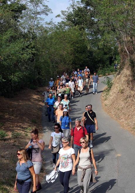 Passeggiata nel centro storico di Piombino, a Baratti e Populonia