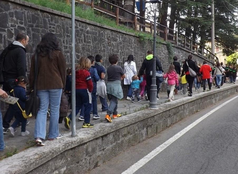 Nati per leggere Dal parco Ducale una “sfilata” di narrazioni
