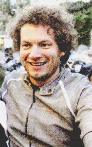 Il cantante livornese Matteo Becucci