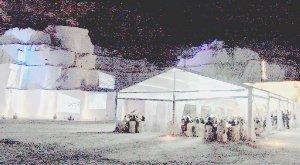 Una veduta della serata alla luna nelle cave Michelangelo