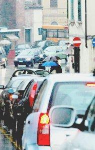 Traffico sul ponte dell’Arca