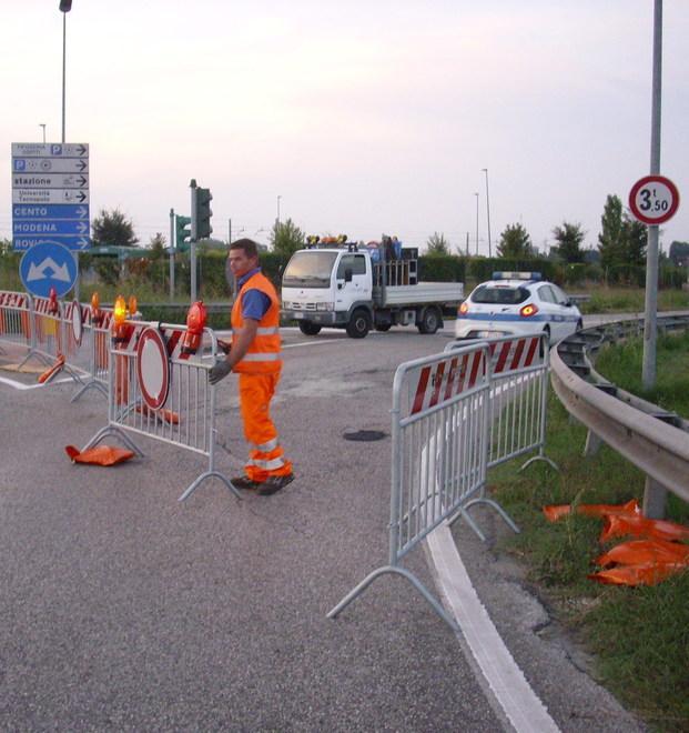 Riaperto il viadotto di via Ferraresi 