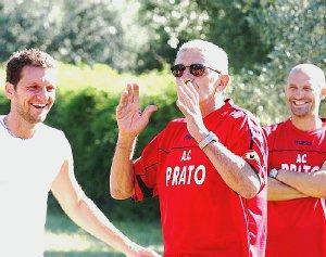 Corrado Orrico con Pagliuca e, alle spalle, Andrea Bellini