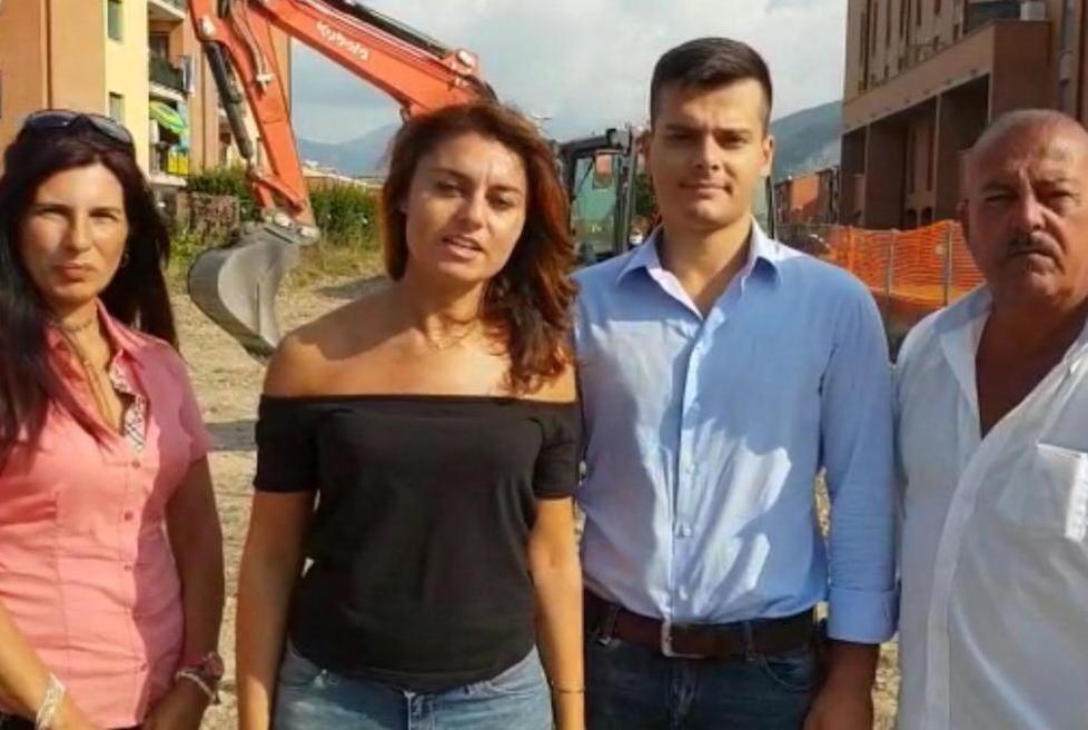 Dopo quindici anni sono tornate le ruspe nella strada fantasma 