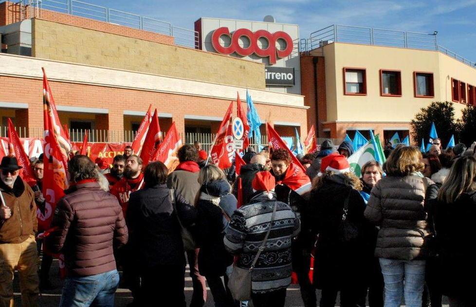 Unicoop, si va allo sciopero contro i tagli in busta paga 