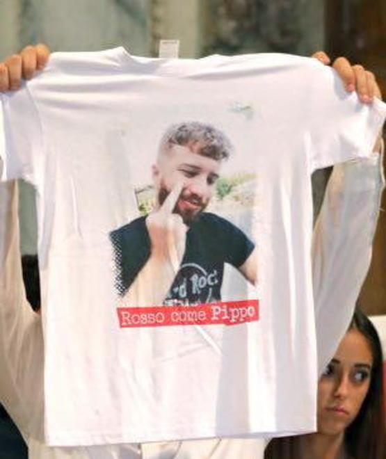 L’iniziativa degli amici di Pippo: una T-shirt per la solidarietà 