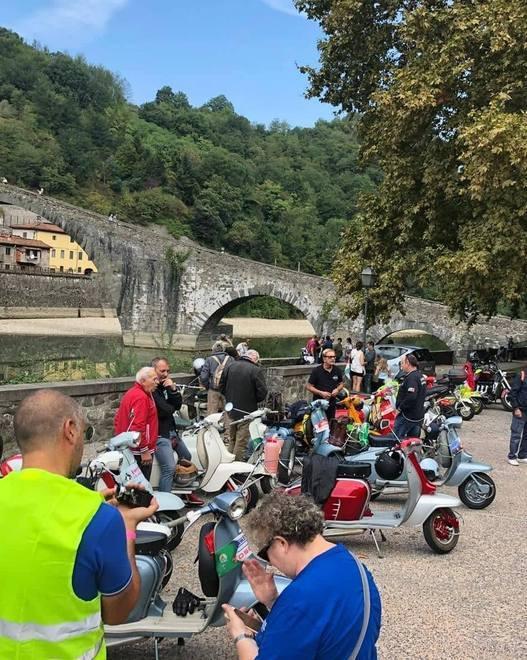 Dalla Valdinievole fino al mare in sella alle mitiche Lambrette 