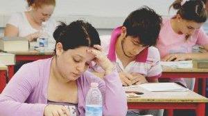 Un momento della prova scritta dell’esame di maturità