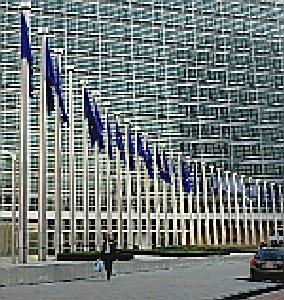 Bandiere Ue a Bruxelles