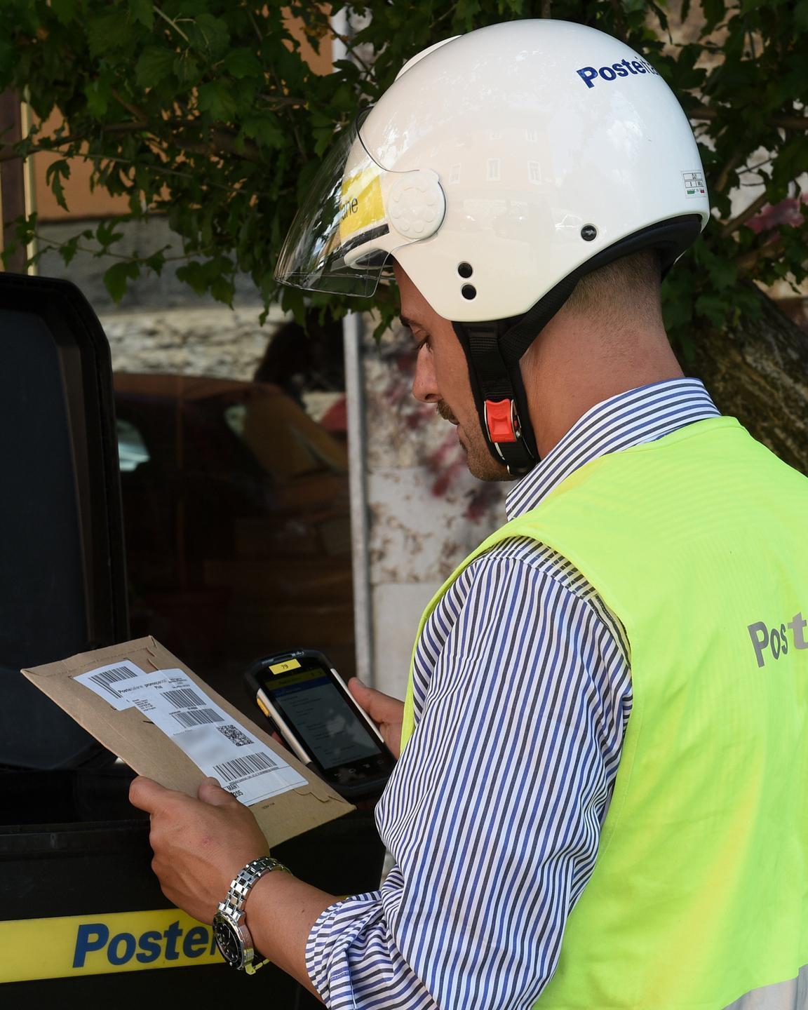 E-commerce, la rivoluzione nel recapito di Poste Italiane
