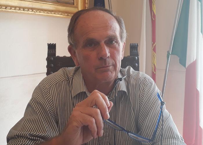 Il sindaco Mario Ferrari