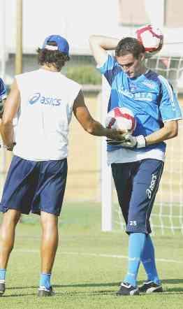 Bassi con il preparatore dei portieri Marchisio