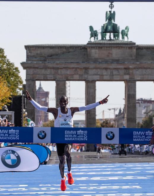 Kipchoge, promessa mantenuta La maratona è da record 