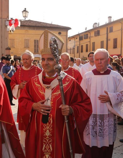 L’Abbazia rispalanca le porte ai fedeli «Siamo sempre riusciti a risorgere» 