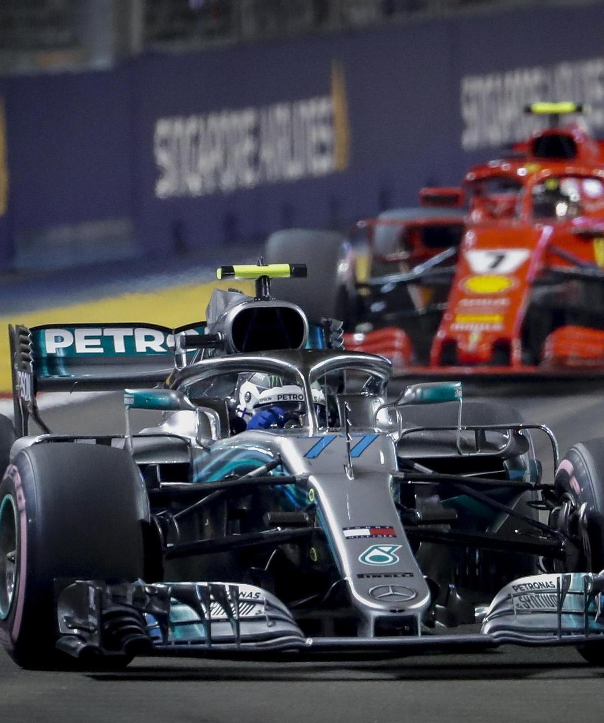Cavalcata di Lewis Hamilton a Singapore 