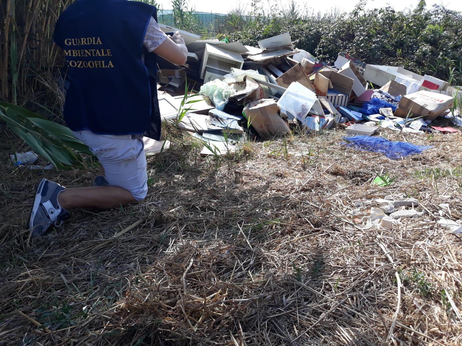 Ranger durante un controllo sul territorio comunale 
