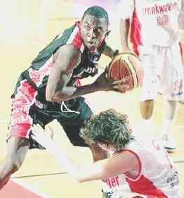 Omar Thomas l’ala piccola che Carmatic potrebbe inserire in squadra