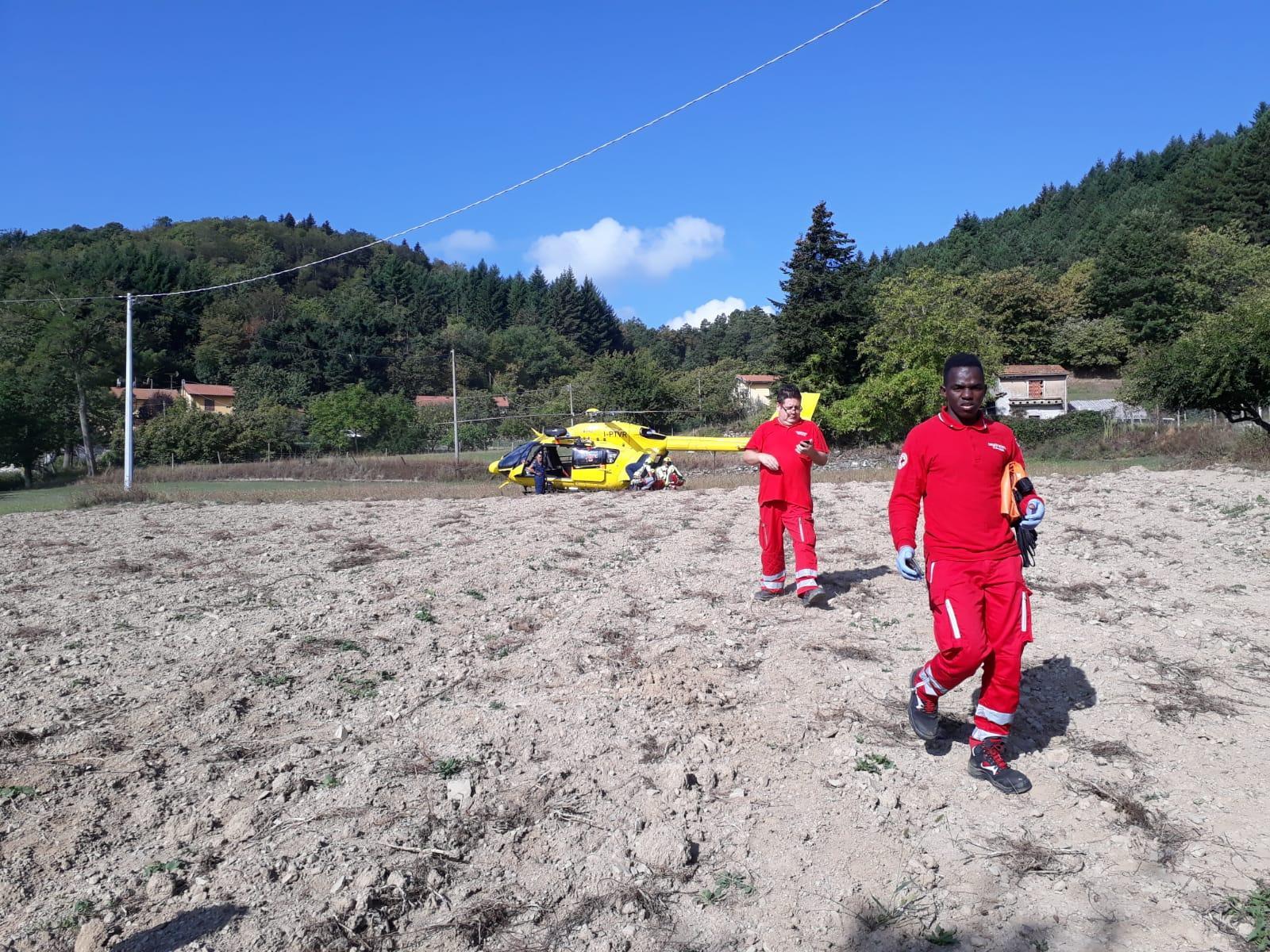 I soccorsi all'anziano che si è ferito a Migliana