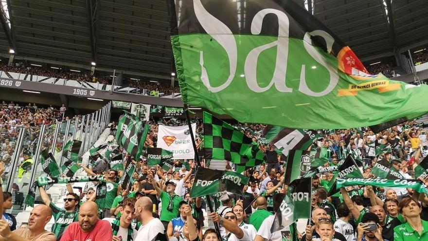 Un'immagine dei tifosi del Sassuolo a Torino