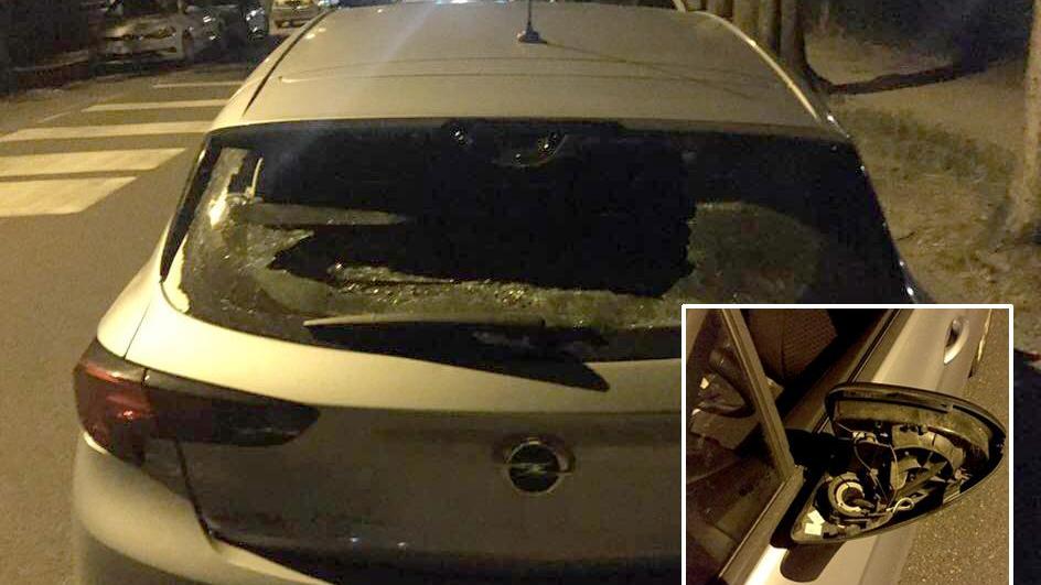 Tre amiche aggredite dal branco dopo la partita: "Potevano massacrarci" - Video