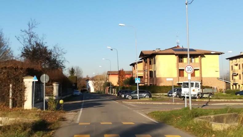 Via Griminella, la strada nella quale verrà realizzata la pista ciclabile