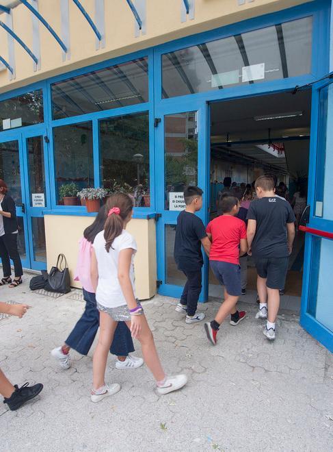 Scuola, tutti in classe ma all’appello mancano ancora oltre mille cattedre 