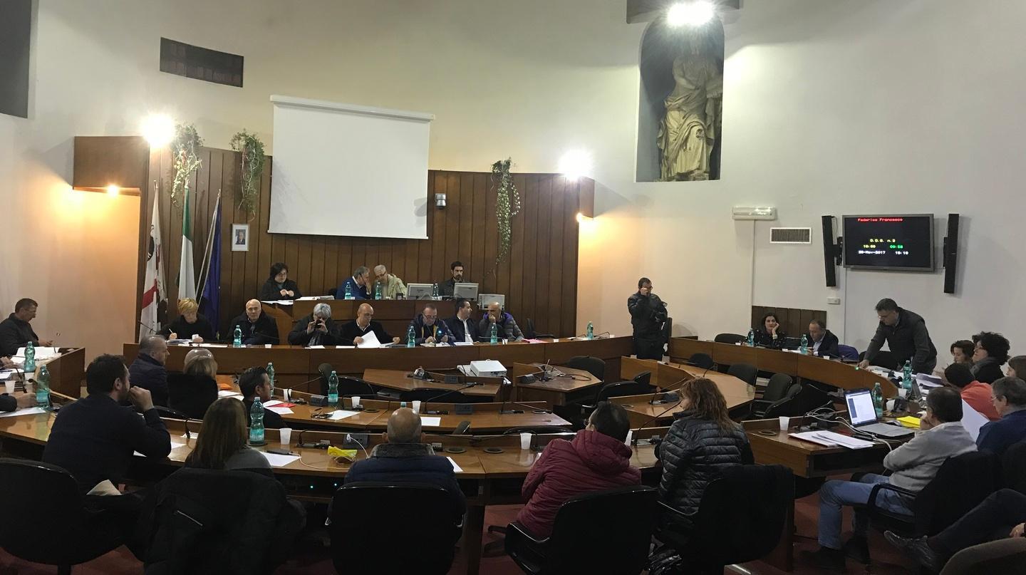 Interpellanza sui premi ai dirigenti 