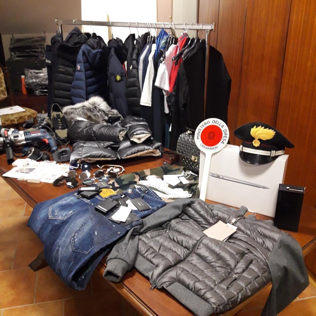 La refurtiva trova nell'abitazione di madre e figlio a Iolo