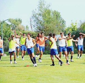 Granito in azione e, sopra allenamenti degli azzurri a Luni