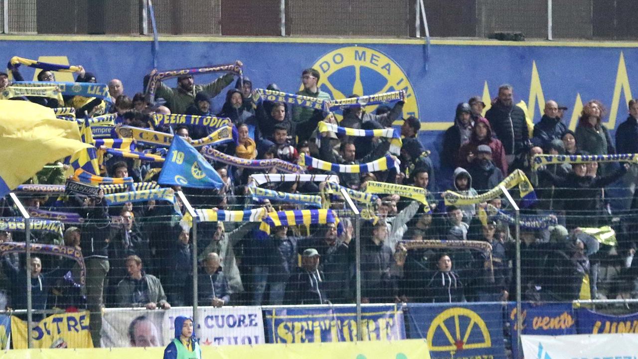 Tifosi allo Stadio dei Marmi