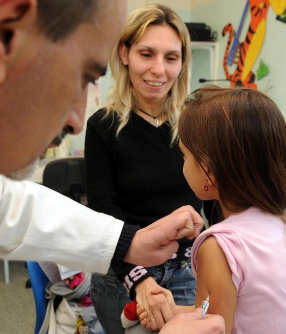 È boom dai pediatri: il 93% fa l’anti-morbillo (era sceso all’85%)
