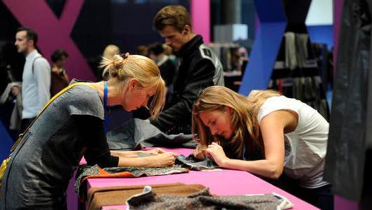 Il top dei tessuti a Parigi con i dubbi sulle date della fiera