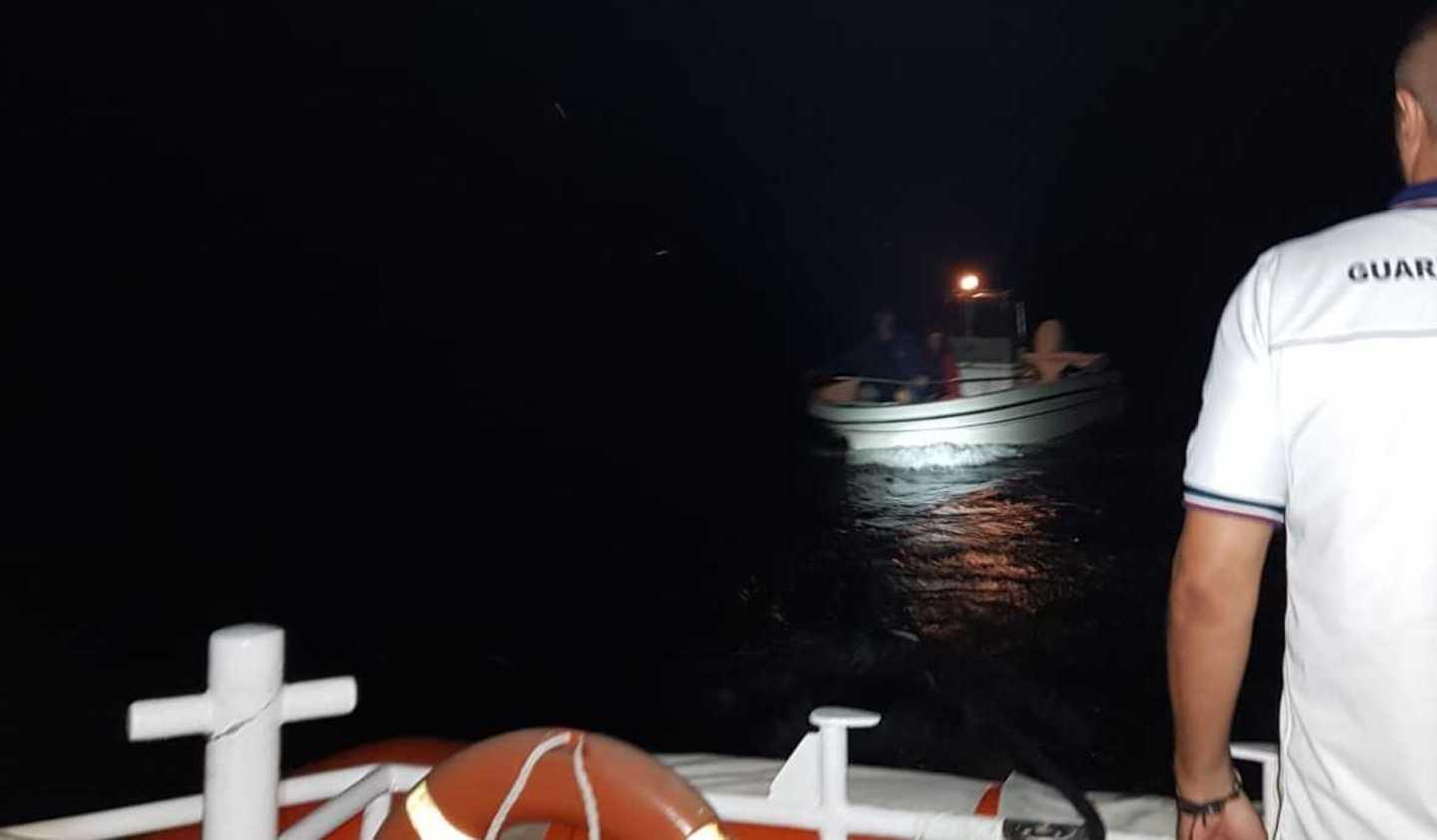 Porto Torres, operazione nella notte: salvati sei diportisti 