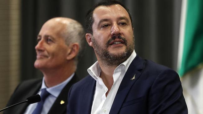 Migranti: Salvini, ok a dl lunedì
