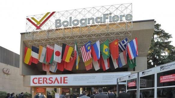 È tutto pronto per il Cersaie con la ceramica che cambia volto