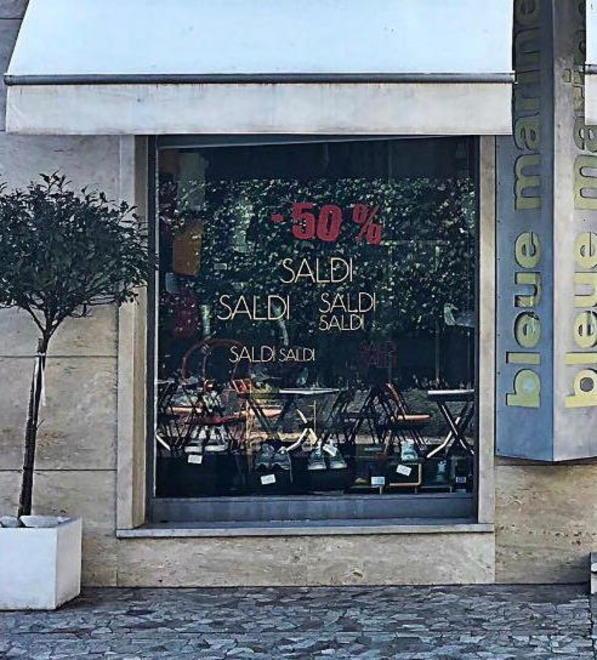 Saldi estivi, i conti non tornano Confesercenti: durano troppo 