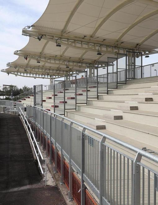 Lo stadio Strulli è pronto Le vele della copertura simbolo della nuova era 