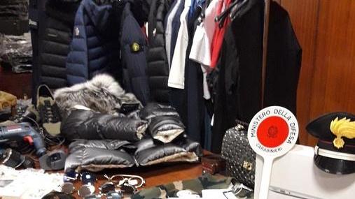 Rintracciati a Prato gli autori di un furto compiuto nelle Marche