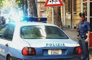Una volante della polizia