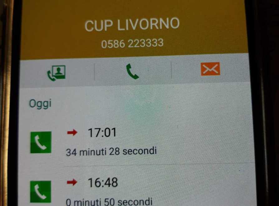 La beffa del CupTel: dopo 34 minuti in coda il disco dice “Richiami”