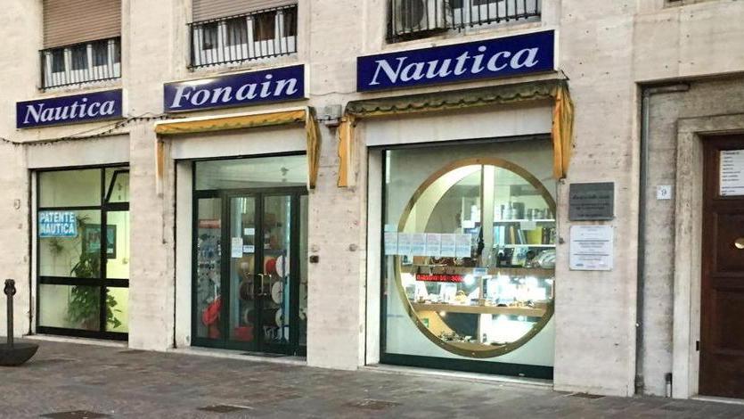 Dopo 138 anni davanti ai 4 Mori chiude Fonain