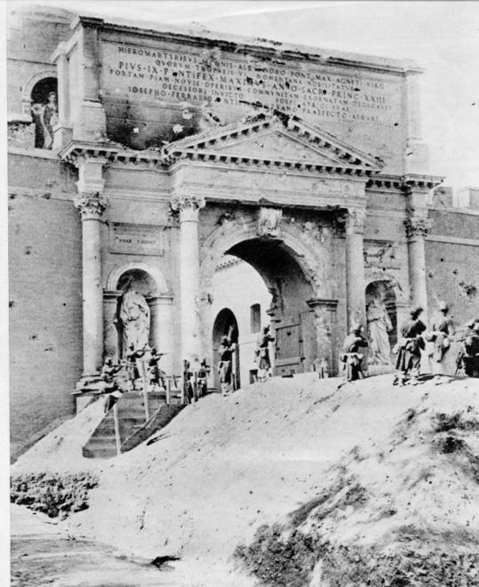 In piazza XX si ricorda la breccia di Porta Pia 