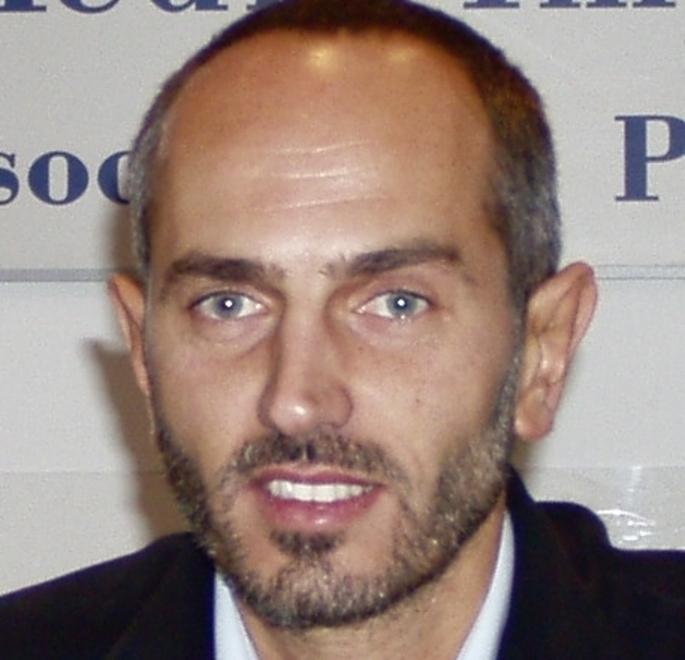 Stop al salasso per la sosta del furgone dell’impresa 