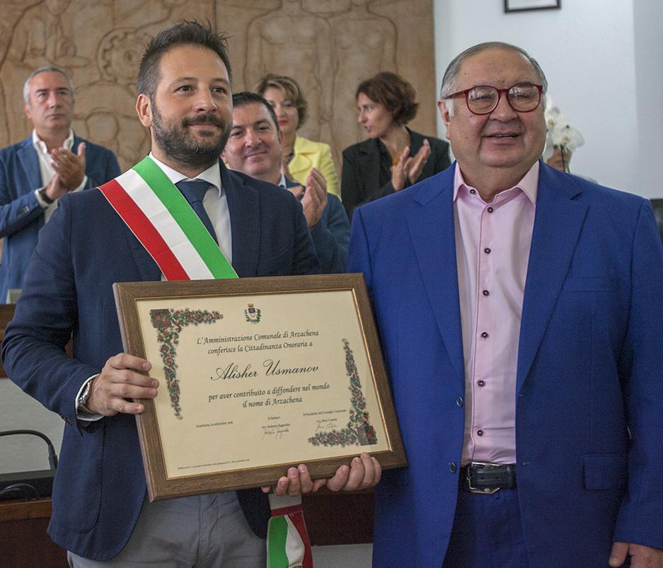 Il magnate Usmanov arzachenese onorario 
