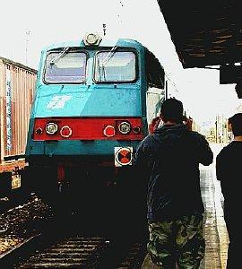 Pendolari in attesa del treno