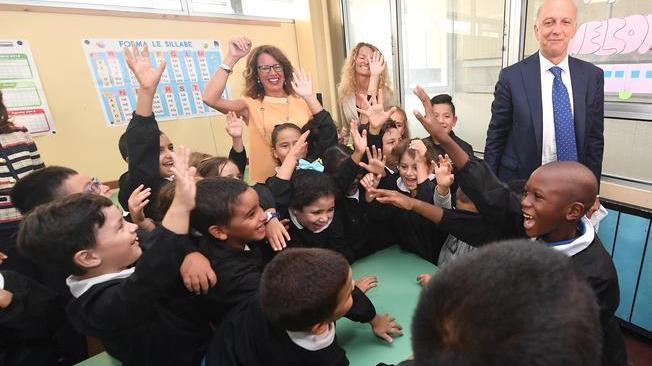 Bussetti,3.6 mln a 3 scuole in Molise