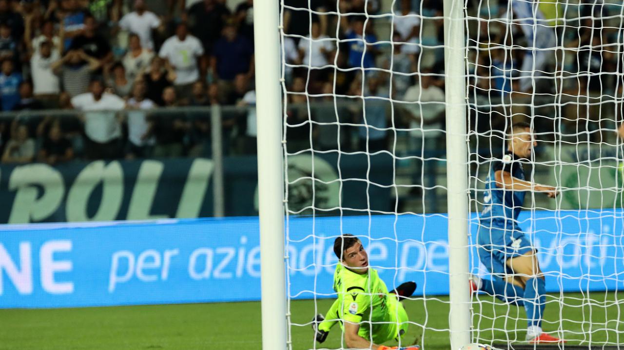 Il gol di Rade Krunic al Cagliari (foto agenzia Carlo Sestini)