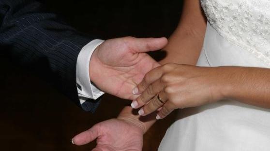 Un matrimonio con rito civile