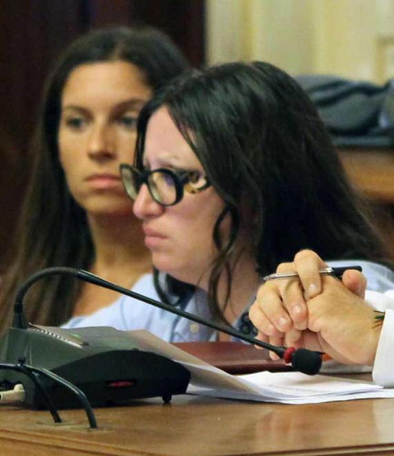 Ma la vicesindaca frena subito: solo un gesto simbolico